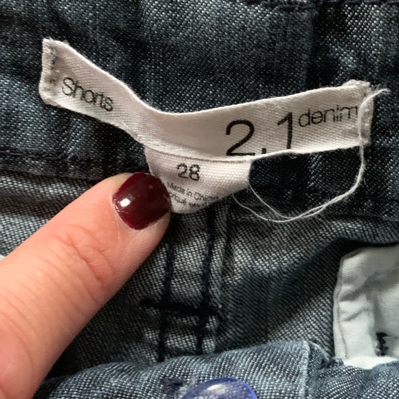 🤩FREE* Forever 21 shorts - Picture 3 of 3